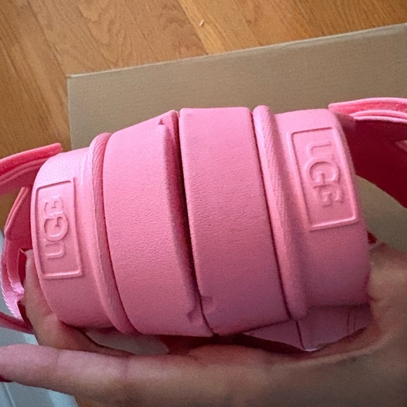 UGG GoldenGlow Tropical Pink Sandals Size 9 - Picture 9 of 12